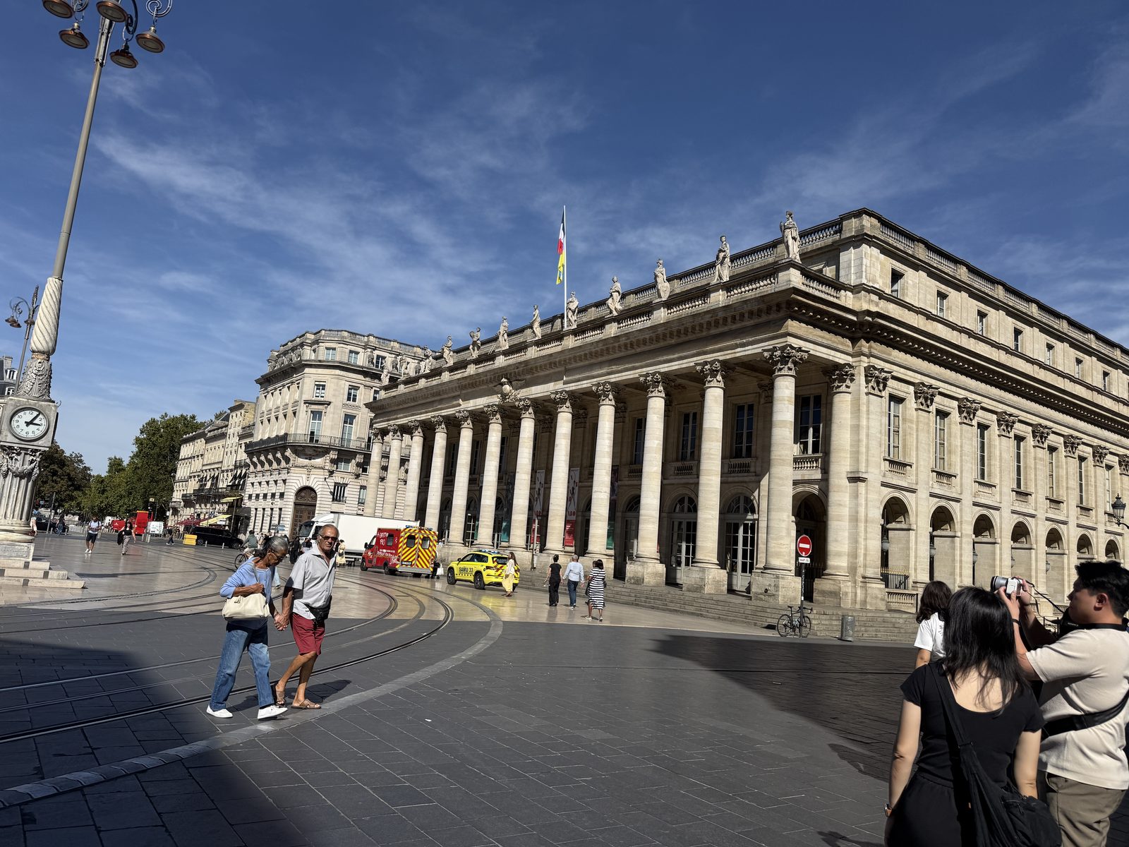 The columned facade of the Grand Théâtre de Bordeaux.
